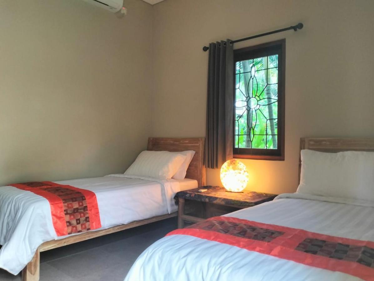 Villa Jeruk Selong Belanak Exterior foto